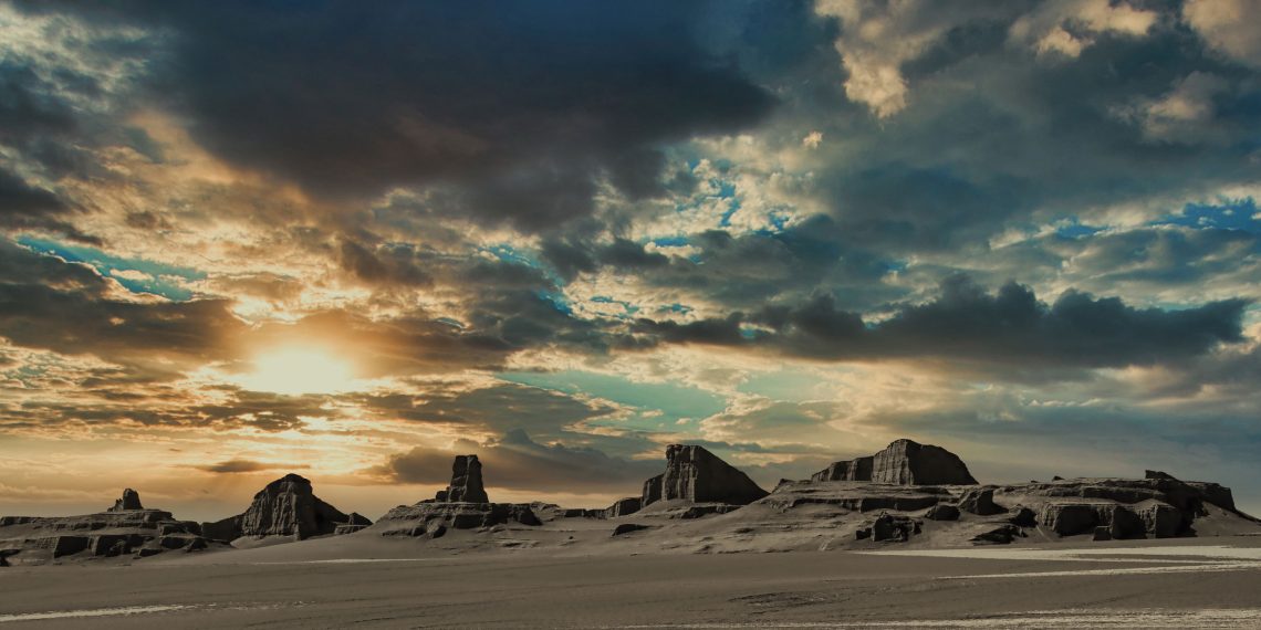 کلوت‌های دشت لوت