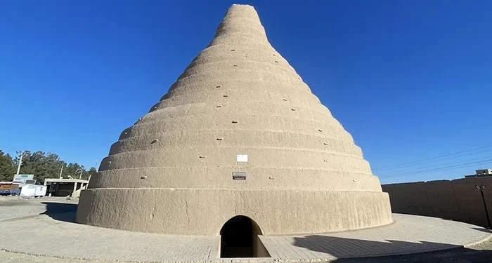 یخچال خشتی ابرکوه